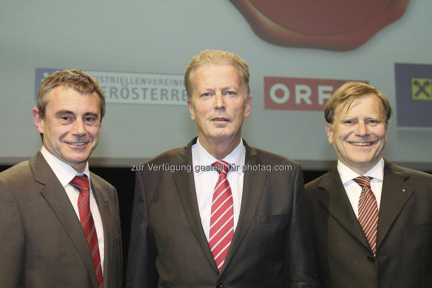 Heinrich Schaller (Raiffeisenlandesbank OÖ-Generaldirektor), Reinhold Mitterlehner (Wirtschaftsminister), Klaus Pöttinger (Präsident der Industriellenvereinigung OÖ), (Foto: RLB OÖ/Strobl)