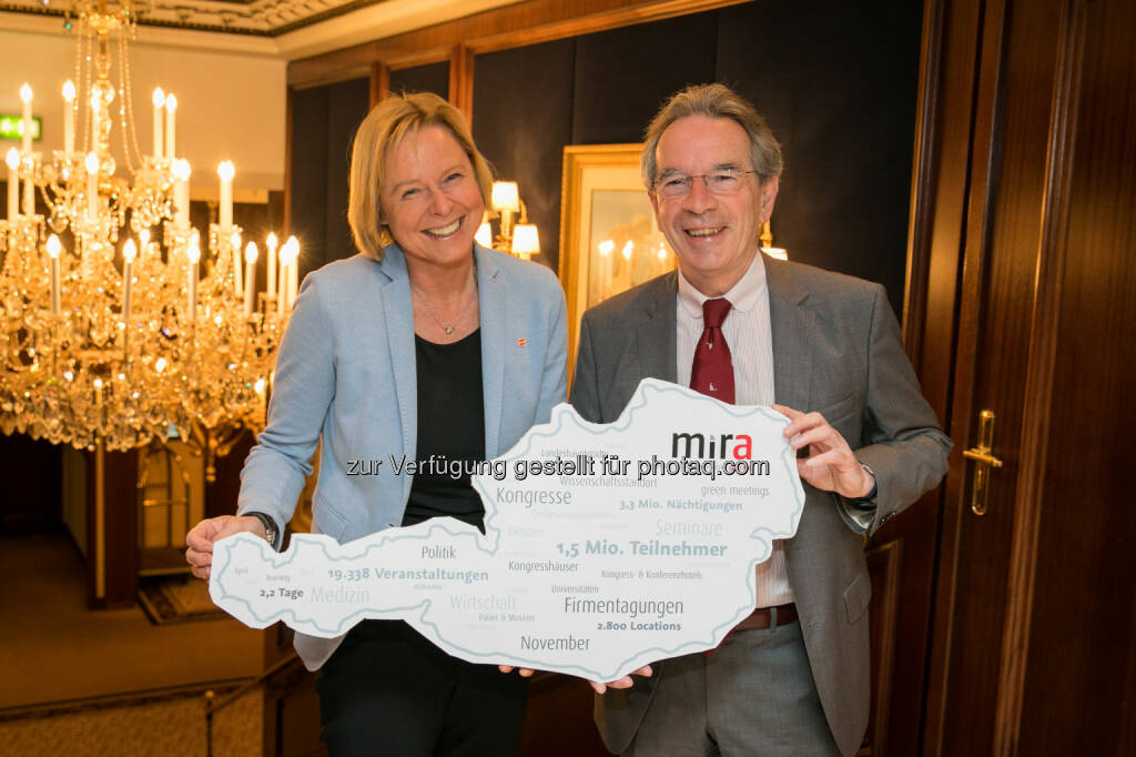 Dr. Petra Stolba (GF Österreich Werbung) und Christian Mutschlechner (Präsident acb) bei der mira Pressekonferenz am 8. Mai 2017 im Hotel Intercontinental. Foto: ÖW/Christian Lendl - Österreich Werbung: Österreichische Tagungsbranche auf dem Vormarsch (Fotocredit: ÖW/ Lendl), © Aussender (08.05.2017) 