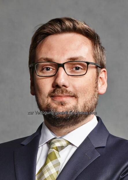 Erfolgreiche Award-Saison für First Private: Mit ihrem Dividendenfonds First Private Euro Dividenden STAUFER erhielt die Frankfurter Fondsboutique insgesamt sieben Auszeichnungen - Portfoliomanager Sebastian Müller (Fotocredit: First Private investment management), © Aussender (09.05.2017) 