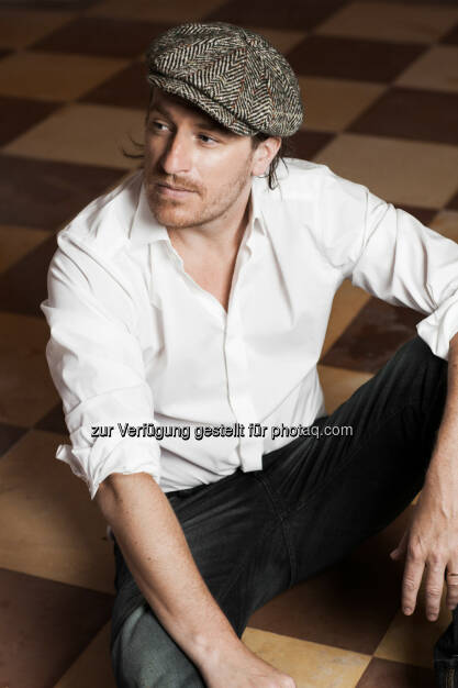 Etage Noir Recordings: Doppelplatin für Parov Stelar in Italien (Fotograf: Jan Kohlrusch / Fotocredit: Etage Noir Recordings), © Aussender (09.05.2017)