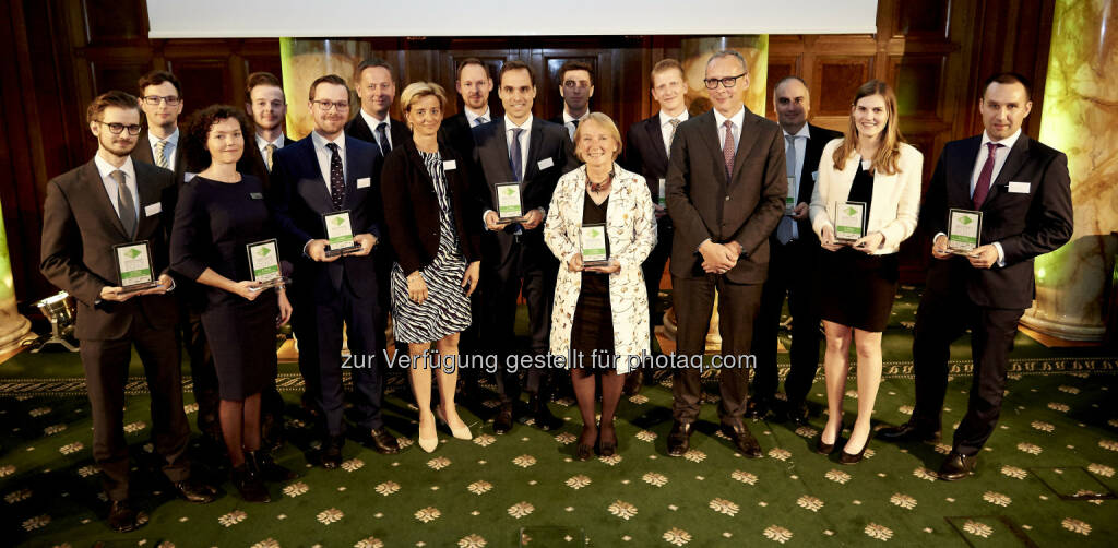 Zertifikate Award Austria 2017 - RCB-Team (Fotocredit: Zertifikate Forum Austria) (19.05.2017) 