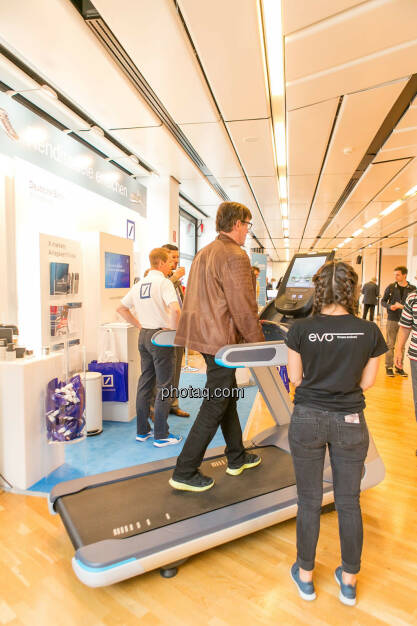 Laufband https://evofitness.at , Deutsche Bank X-markets, Börsentag Wien, 20.5.2017, © Martina Draper photaq.com (am Ende der Diashow zusätzlich diverse Handy-Pics) (21.05.2017) 