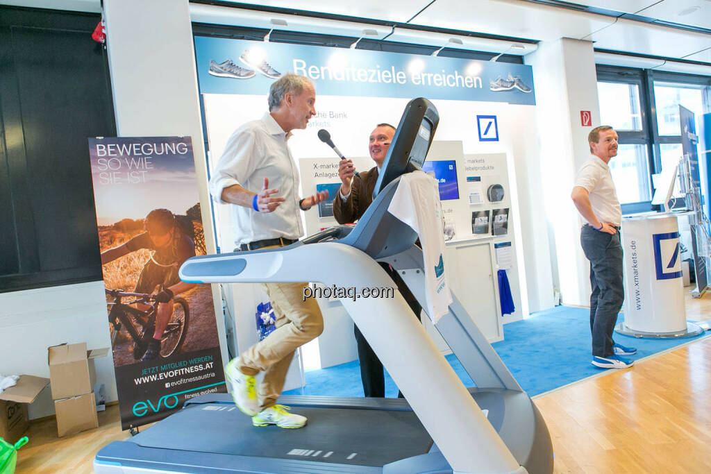 Christian Drastil (BSN), Peter Heinrich (boersenradio.at), Laufband https://evofitness.at , Deutsche Bank X-markets, Börsentag Wien, 20.5.2017, © Martina Draper photaq.com (am Ende der Diashow zusätzlich diverse Handy-Pics) (21.05.2017) 