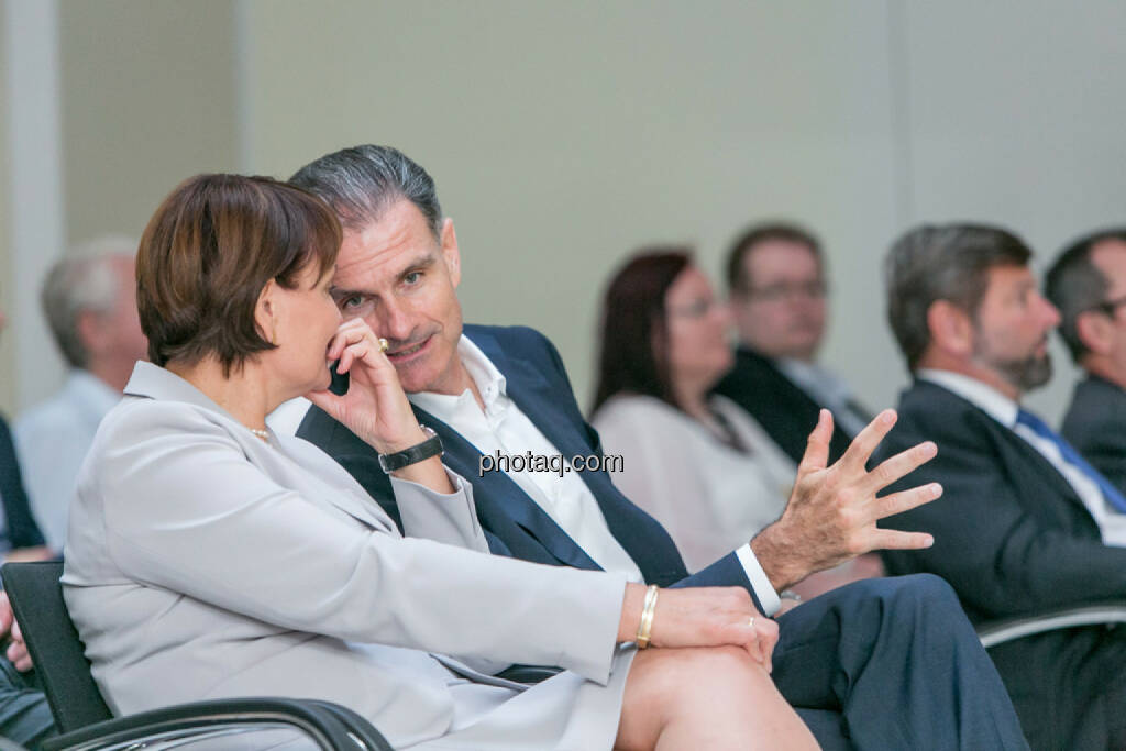 Herta Stockbauer (BKS), Peter Haidenek (Polytec), © Martina Draper/photaq (29.05.2017) 