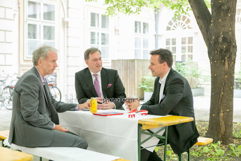 Christian Drastil (BSN), Nico Baader (Baader Bank), Christoph Boschan (Wiener Börse), &copy; Martina Draper/photaq (01.06.2017) 