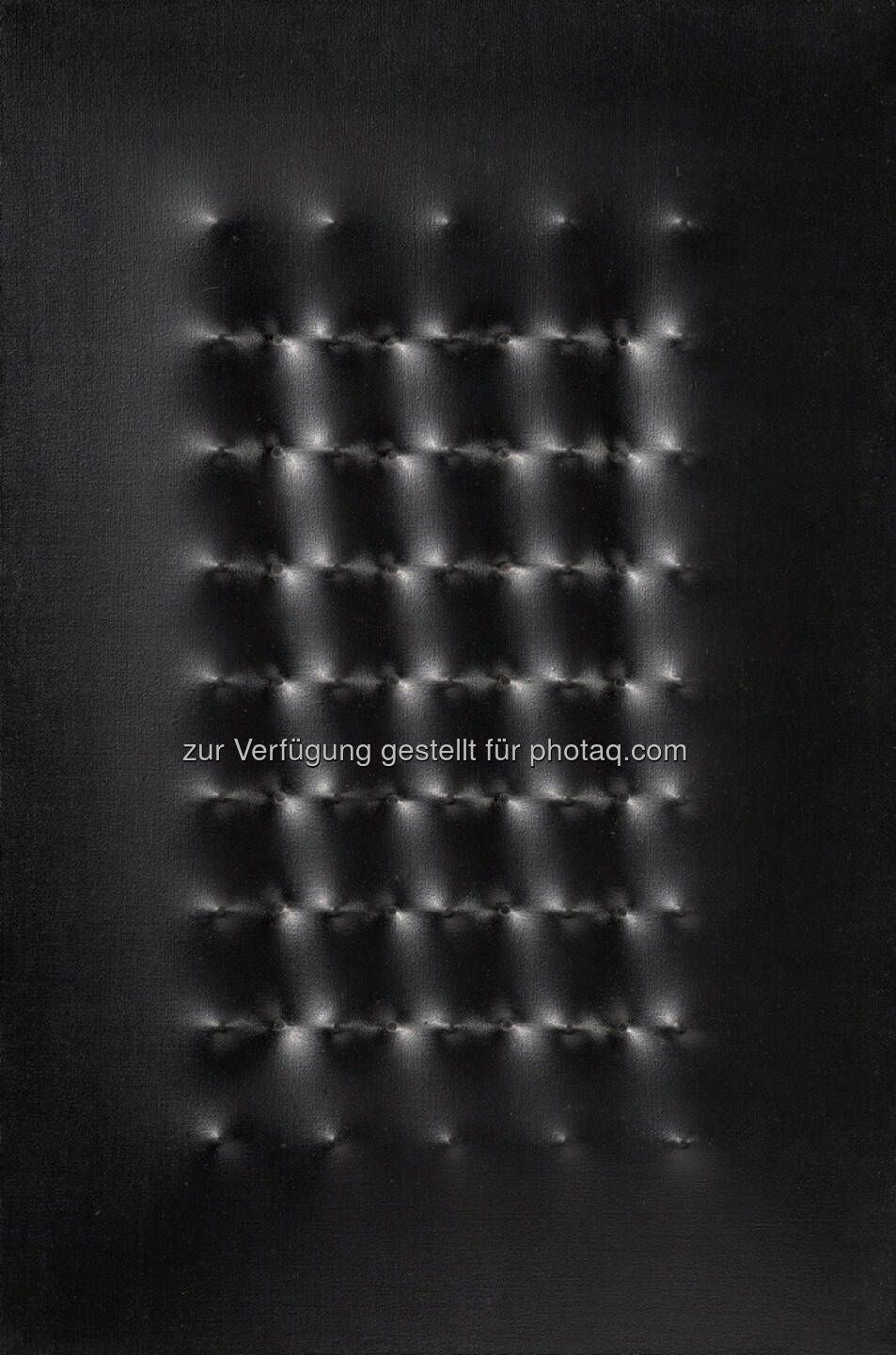Enrico Castellani, Superficie nera, 60 x 40 cm erzielter Preis € 280.900