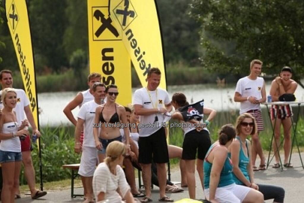 Raiffeisen beim Drachenboot Cup http://www.drachenboot.at/ (17.05.2013) 