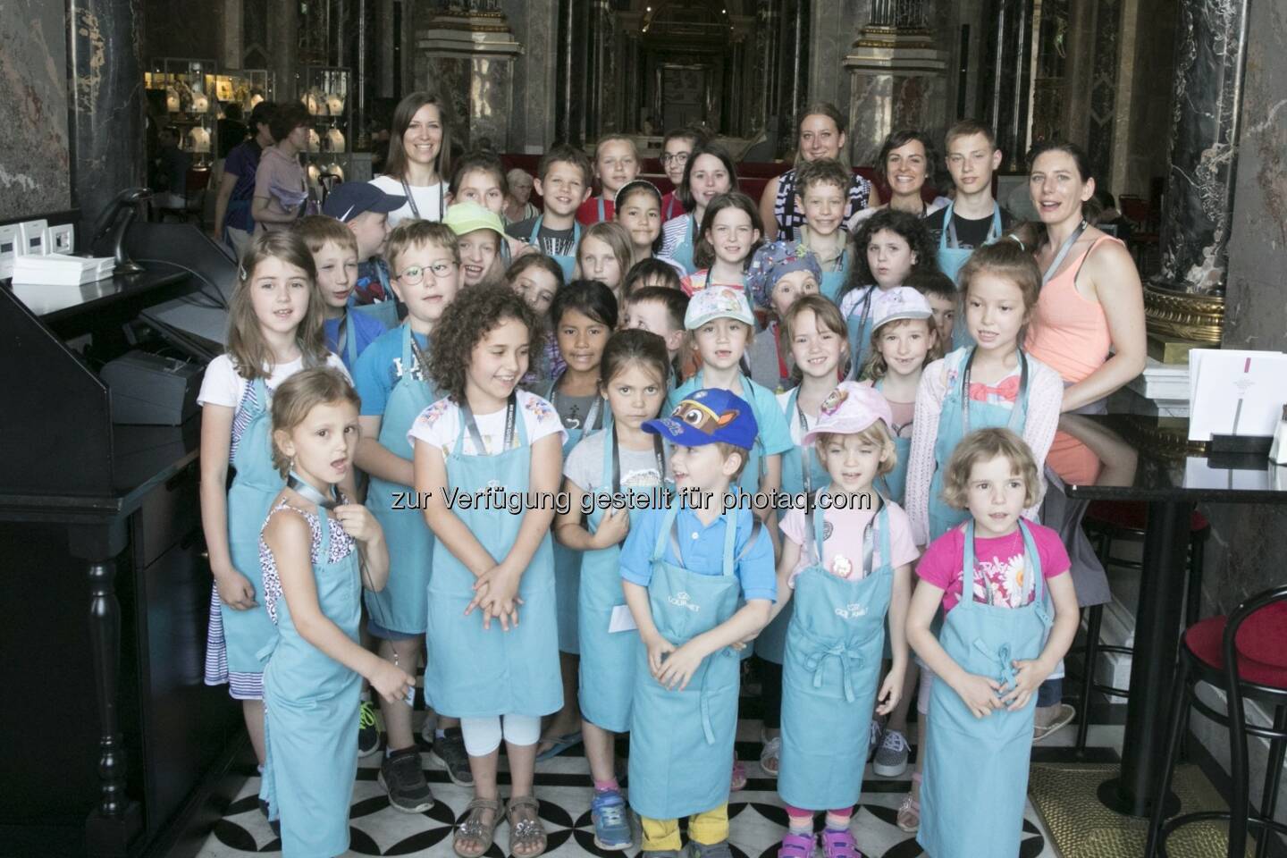 Kinder bei der Kinderkochwerkstatt im KHM Wien - GOURMET: GOURMET: Kinder, Kunst und Kochen im Kunsthistorischen Museum Wien (Fotocredit: Gourmet)