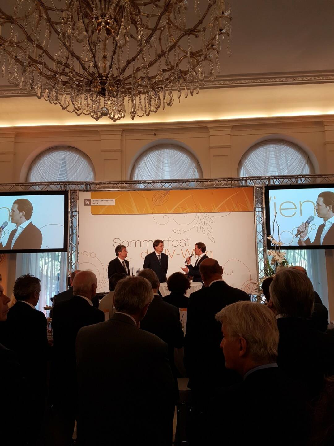 Wiener Börse - New Austrian People's Party leader Sebastian Kurz positively acknowledges the work of our new CEO Christoph Boschan von dem Bussche at the summer event of Federation of Austrian Industry
