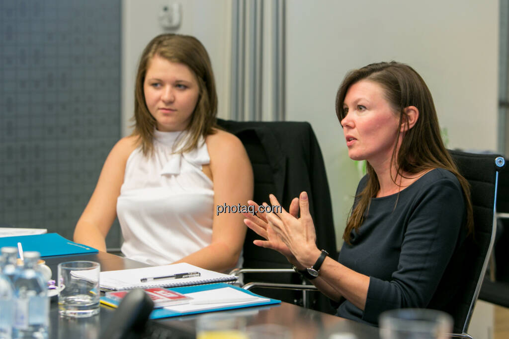 Madelaine Serlath (Studentin) - FH-Prof. Mag. Monika Kovarova-Simecek (Dozentin am Department Medien und Wirtschaft der FH St. Pölten) - (Fotocredit: Martina Draper) (14.06.2017) 