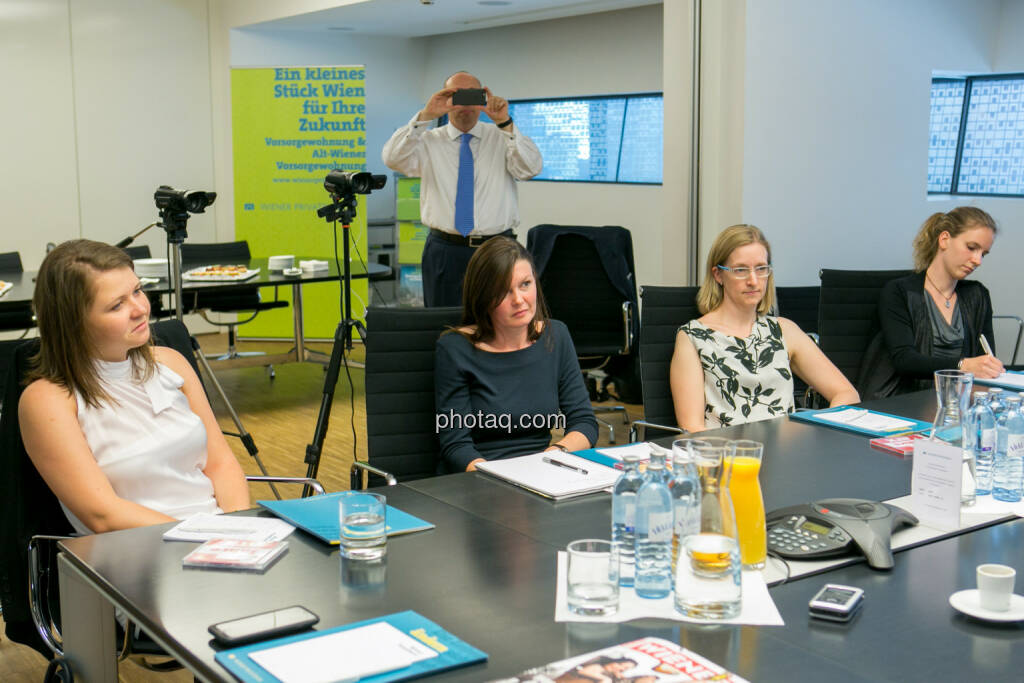 Madelaine Serlath (Studentin) - Monika Kovarova-Simecek (FH-Dozentin - Department Medien und Wirtschaft) - Jasmin Wolf-Veigel (Studentin) - Tatjana Aubram (Studentin) - (Fotocredit: Martina Draper) (14.06.2017) 