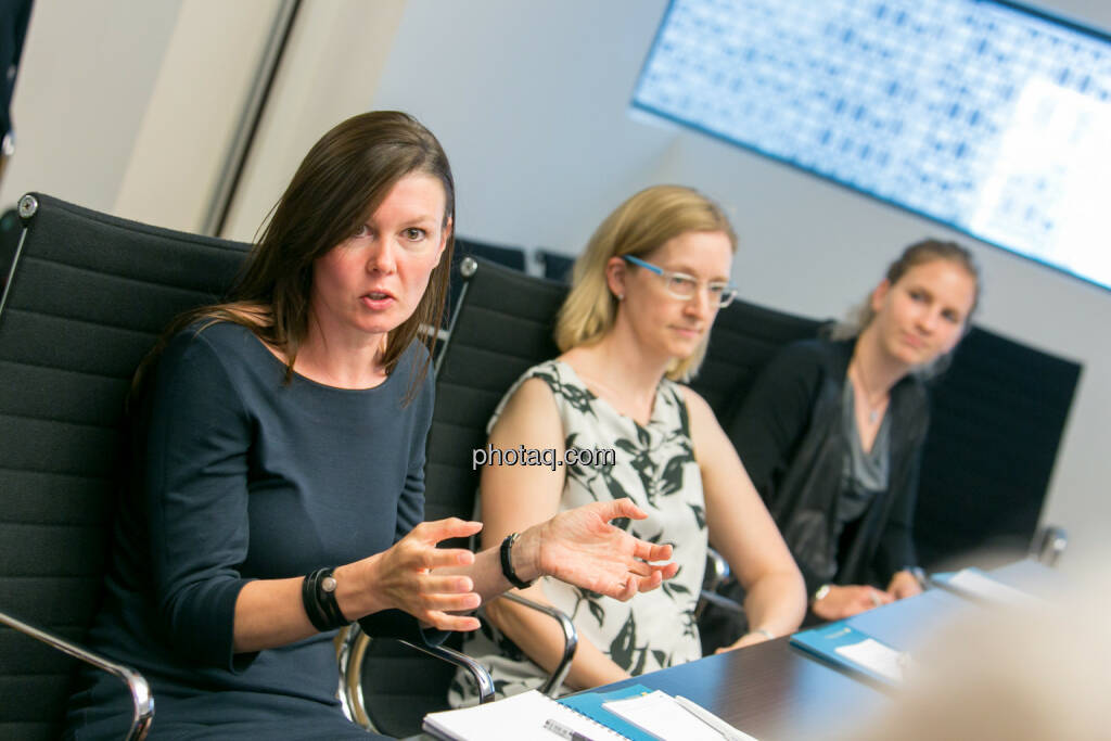 FH-Prof. Mag. Monika Kovarova-Simecek (Dozentin am Department Medien und Wirtschaft der FH St. Pölten) - Jasmin Wolf-Veigel (Studentin) - Tatjana Aubram (Studentin) - (Fotocredit: Martina Draper) (14.06.2017) 