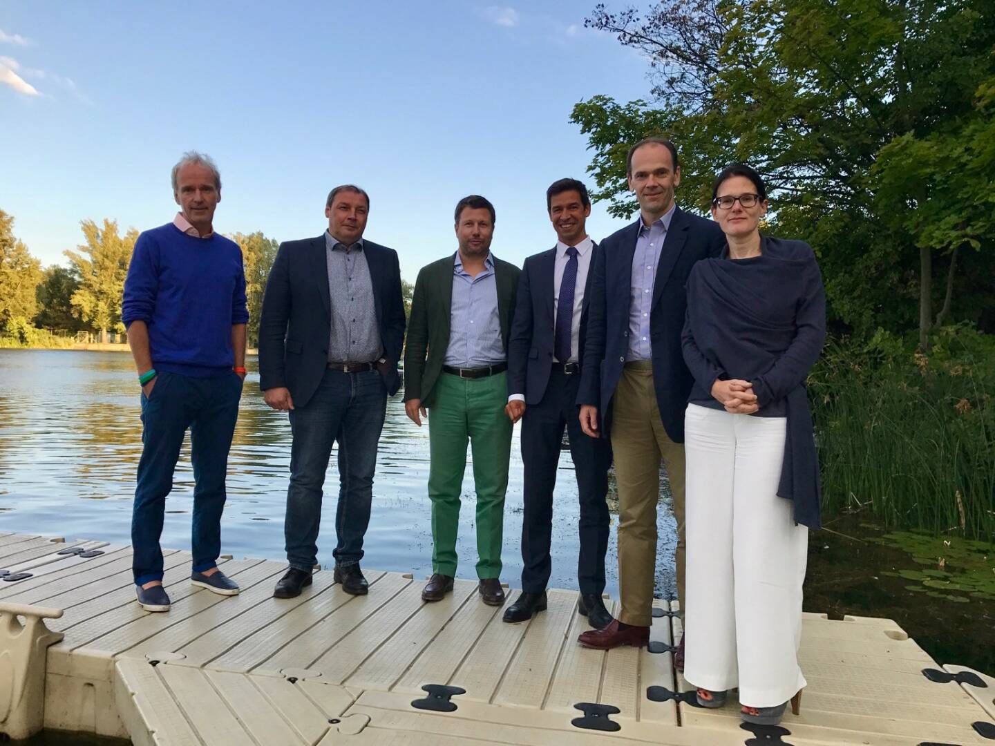 1. Börse Social Magazine Abonnenten-Stammtisch: Christian Drastil (BSN), Hannes Roither (Palfinger), Martin Foussek (Own Austria), Michael Oplustil (Uniqa), Thomas Niss (Own Austria), Bettina Schragl (Immofinanz)