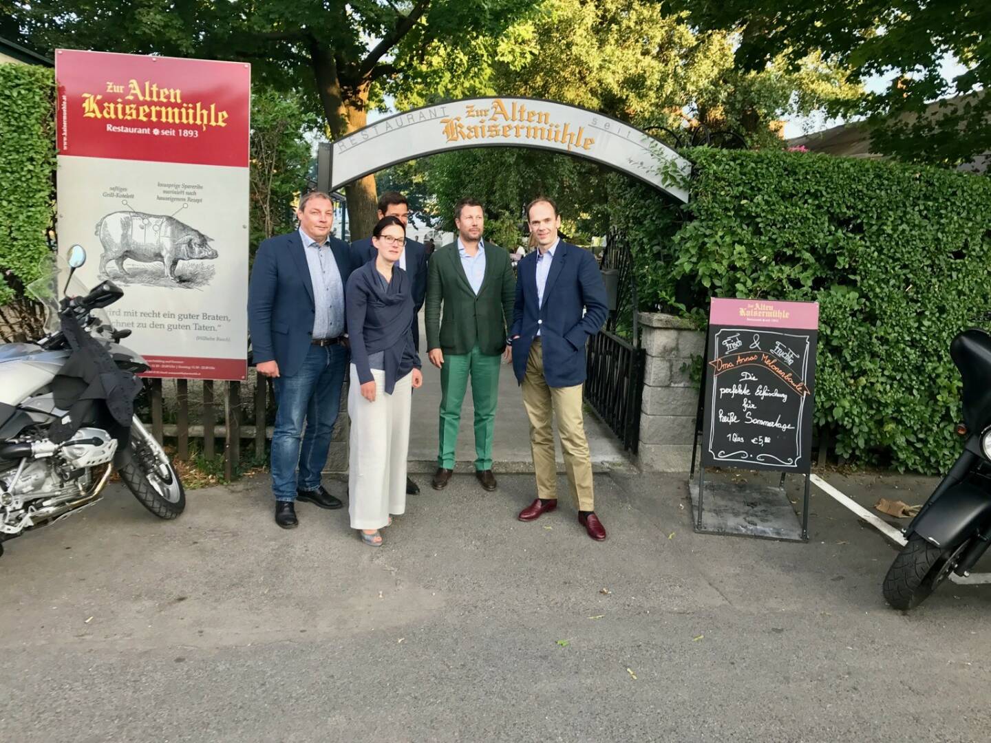 Gesprächspartner v.li.: Hannes Roither (Palfinger), Bettina Schragl (Immofinanz), Michael Oplustil (Uniqa), Martin Foussek, Thomas Niss (Own Austria)