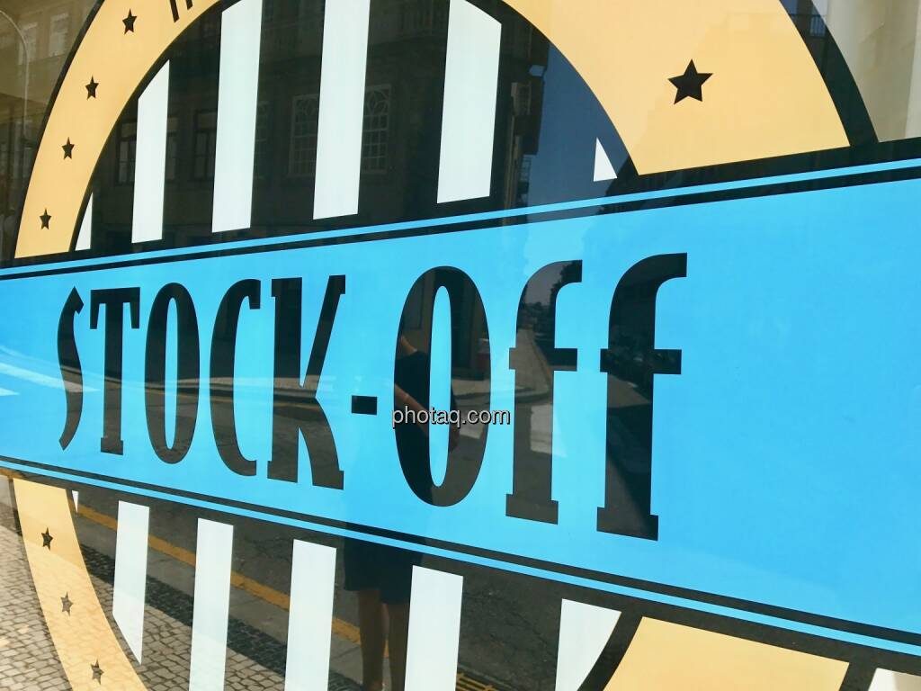 Stock off - Aktien sell, Verkauf, © photaq.com (30.07.2017)