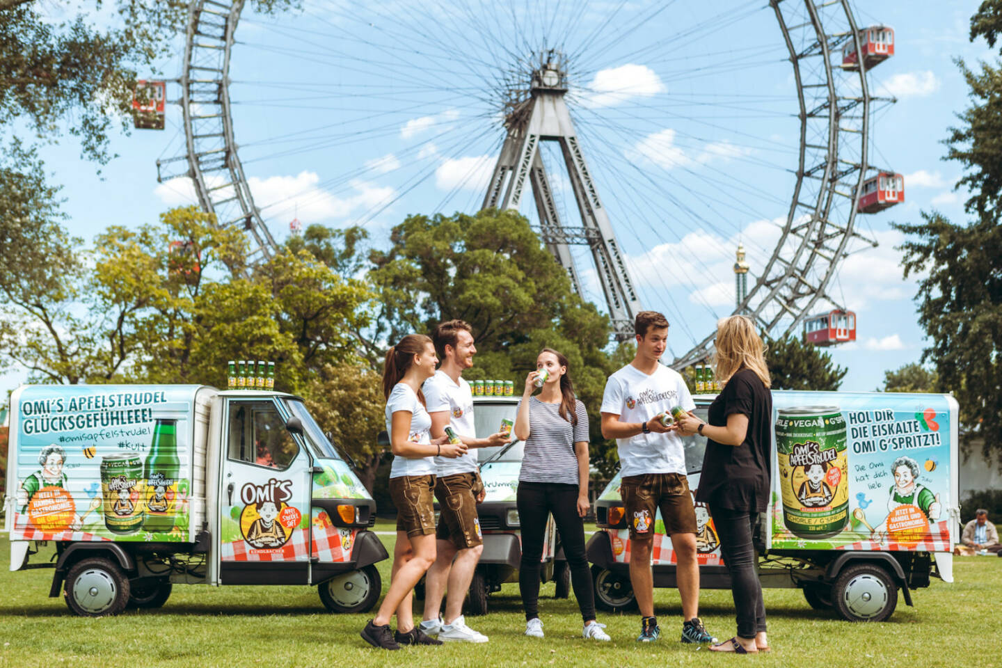 Cayenne Marketingagentur GmbH: Österreich wird omisiert - Crossmediale Kampagne für Omi’s Apfelstrudel; Riesenrad, Fotograf: © Philipp Lipiarski / www.lipiarski.com, Fotocredit:Cayenne