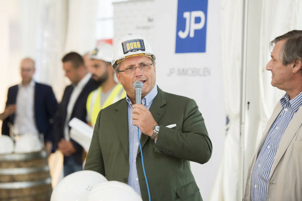 Laendyard: Joint Venture-Partner JP Immobilien und CA Immo feiern die Fertigstellung des Rohbaus von 270 Eigentums- und Vorsorgewohnungen an der Erdberger Lände; Porr-Chef Karl-Heinz Strauss, Bild: CA Immo/APA-Fotoservice/Hörmandinger (30.08.2017) 