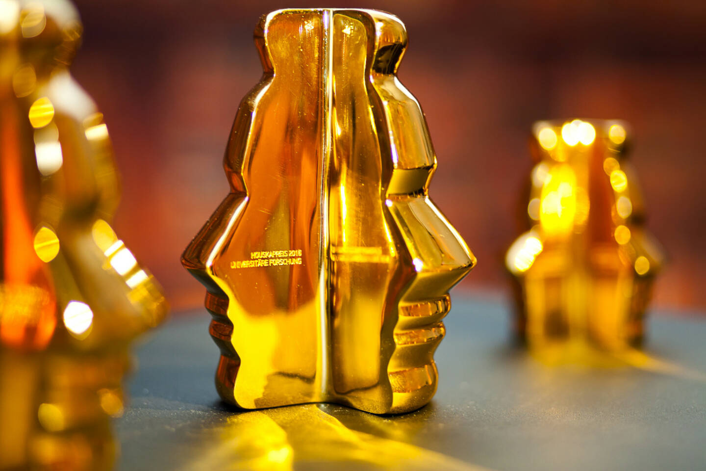 Forschungspreis der B&C Privatstiftung: Houskapreis Trophäe, Fotocredit:Christina Anzenberger-Fink