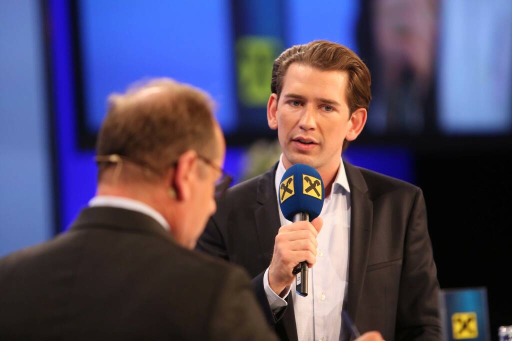 Außenminister Sebastian Kurz bei „Minister im Dialog“ der RLB OÖ im Design Center; Foto: RLB OÖ/Strobl (06.09.2017)