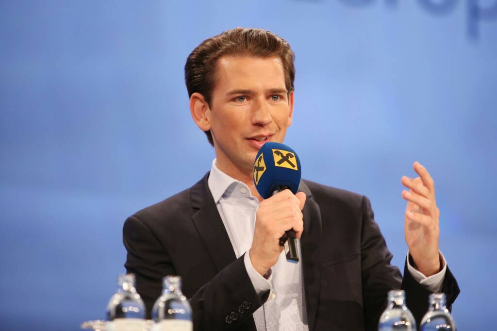 Außenminister Sebastian Kurz bei „Minister im Dialog“ der RLB OÖ im Design Center; Foto: RLB OÖ/Strobl (06.09.2017) 