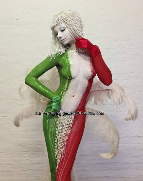 Italien: Bodypainting Julie Böhm für Filippo Ioco an der Fellini Gallery Berlin http://julie-boehm.blogspot.de/ (25.05.2013) 