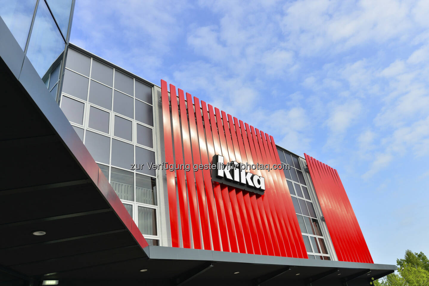 kika MöbelhandelsgesmbH: kika Dornbirn feiert große Neueröffnung – und David Alaba lädt ganz Österreich zum Mitfeiern ein (Fotocredit: kika Möbelhandels Ges.m.b.H.)