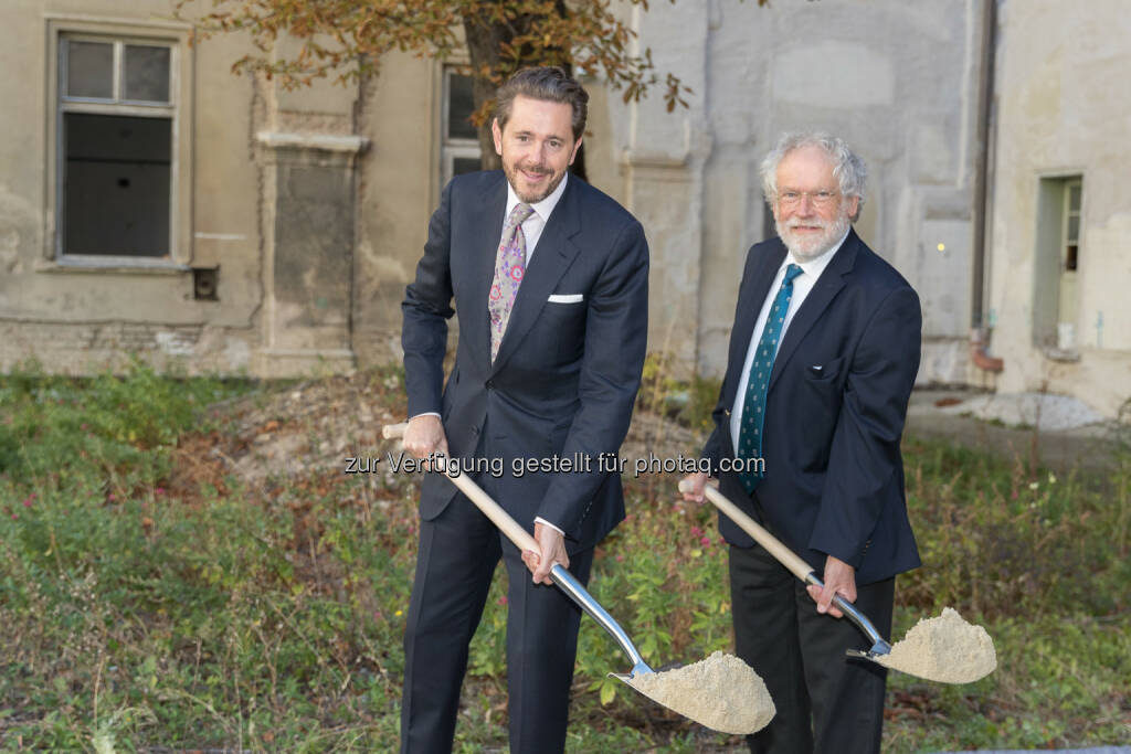 Wissenschaftsminister Harald Mahrer (li.) und ÖAW-Präsident Anton Zeilinger (re.). - Österreichische Akademie der Wissenschaften: Startschuss für Campus Akademie der ÖAW in der Wiener Innenstadt (Fotocredit: ÖAW), © Aussender (15.09.2017) 