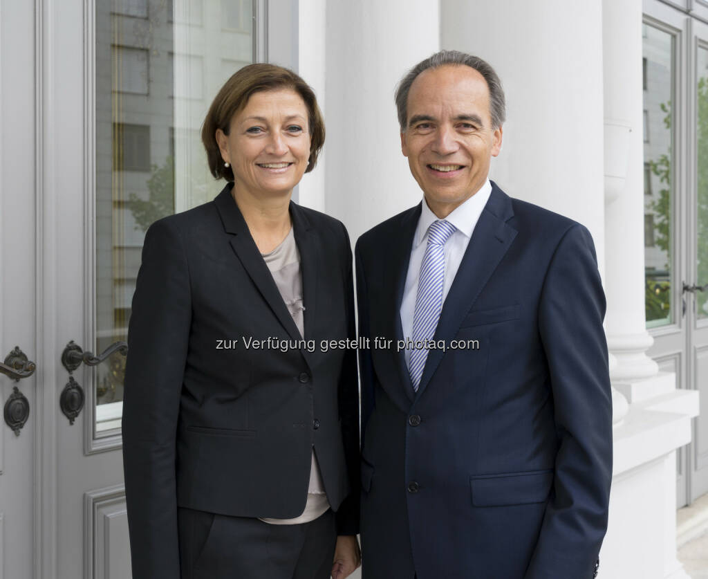 Mag. Birgit Rechberger-Krammer und Mag. Günter Thumser - Henkel Central Eastern Europe: Führungswechsel bei Henkel in Wien (Fotocredit: Helmut Mitter), © Aussender (25.09.2017) 