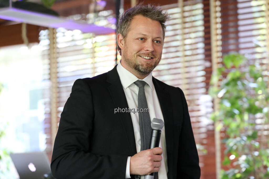 Ole Hagen Jorgensen (Director of Research, Global Evolution) - 4-your-biz Impact-Investing Konferenz (Fotocredit: Katharina Schiffl for photaq.com) (29.09.2017) 