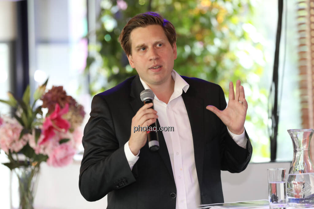 Richard Vrzal (CEO GIIVX) - 4-your-biz Impact-Investing Konferenz (Fotocredit: Katharina Schiffl for photaq.com) (29.09.2017) 