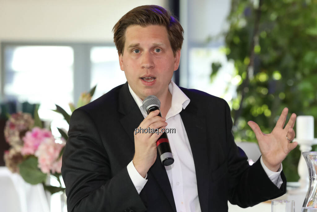 Richard Vrzal (CEO GIIVX) - 4-your-biz Impact-Investing Konferenz (Fotocredit: Katharina Schiffl for photaq.com) (29.09.2017) 