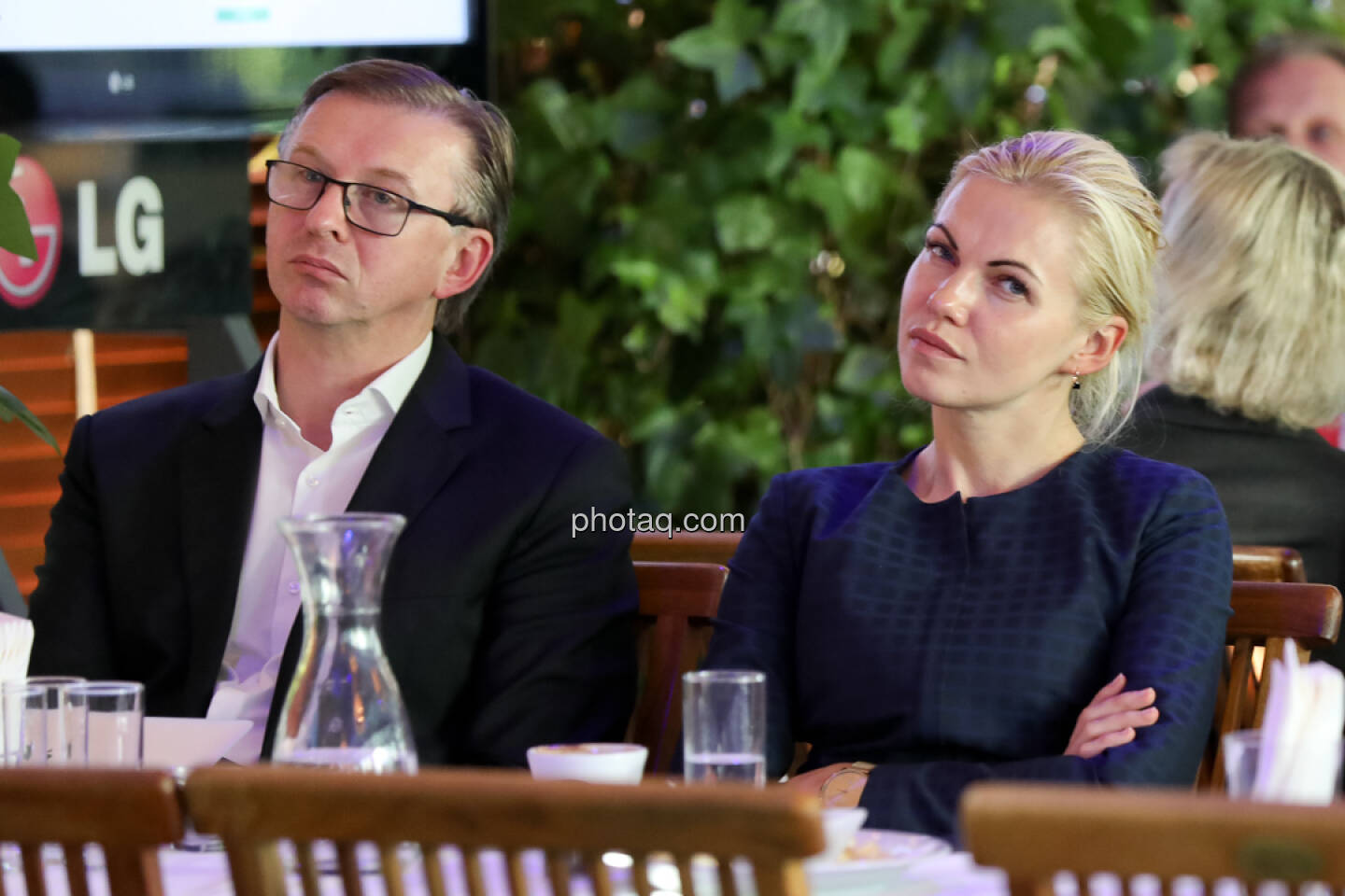 4-your-biz Impact-Investing Konferenz: Albert Reiter (e-fund research), Anete Liepina (e-fund research)  (Fotocredit: Katharina Schiffl for photaq.com)