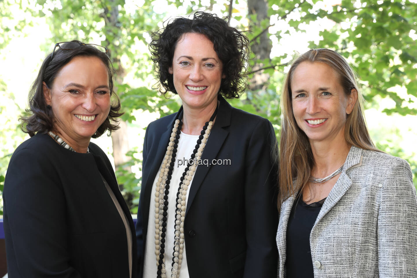 Alexandra Bolena, Susanne Lederer-Pabst, Martina Beran - 4-your-biz Impact-Investing Konferenz (Fotocredit: Katharina Schiffl for photaq.com)