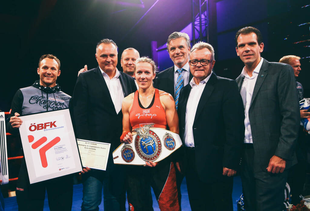 Nicole Trimmel unter anderem mit LH Niessl und BM Doskozil, Fotocredit: Kelemen Photography (08.10.2017) 