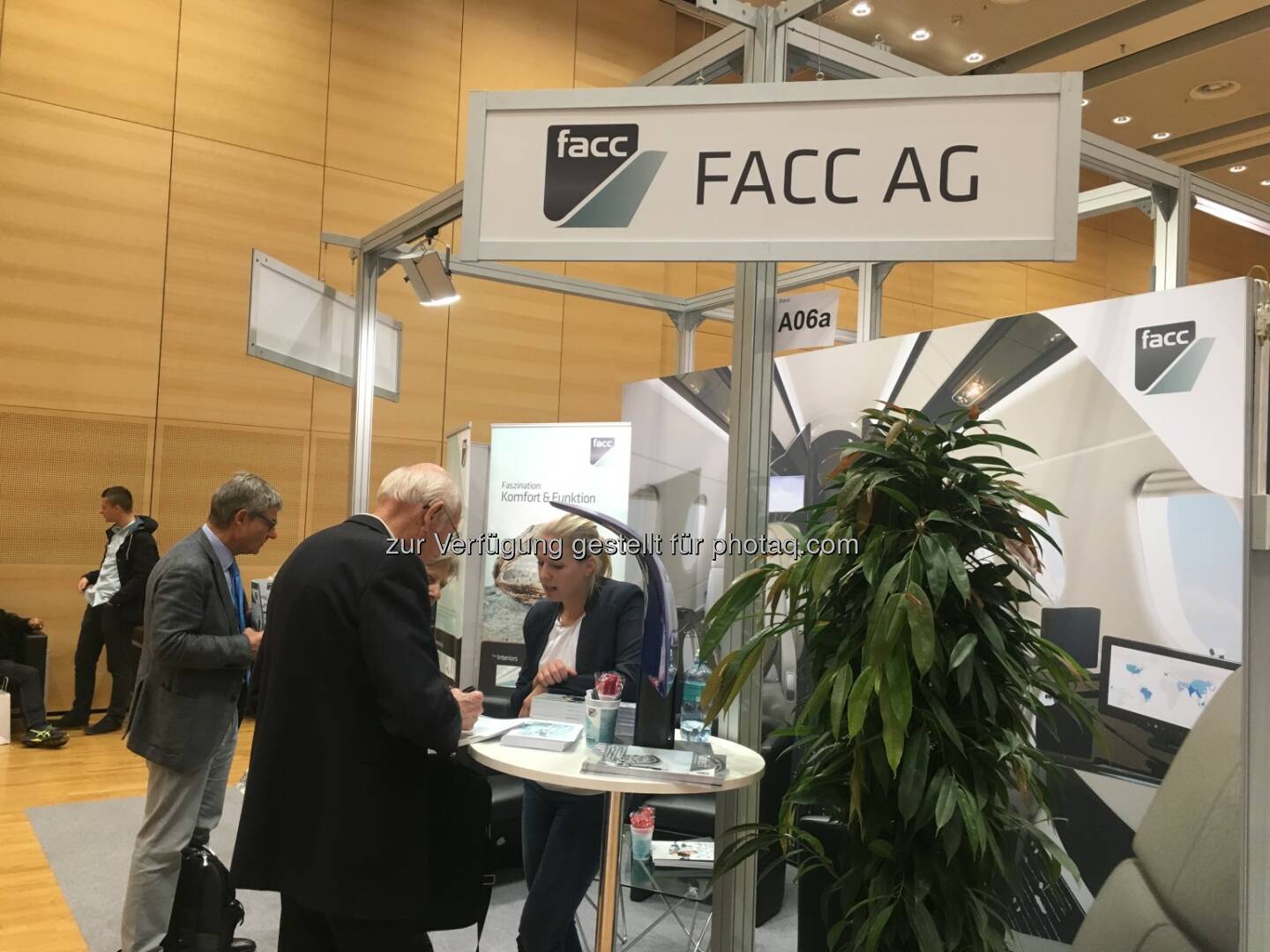 Facc, Messestand