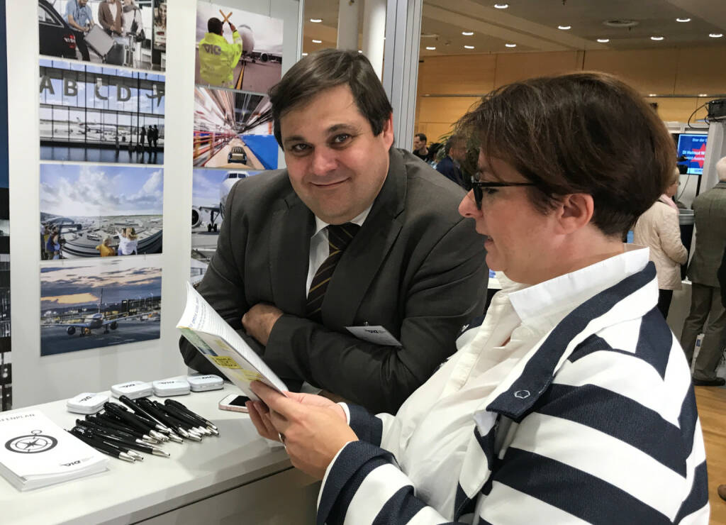 Flughafen Wien: Mario Santi, Judit Helenyi (22.10.2017) 