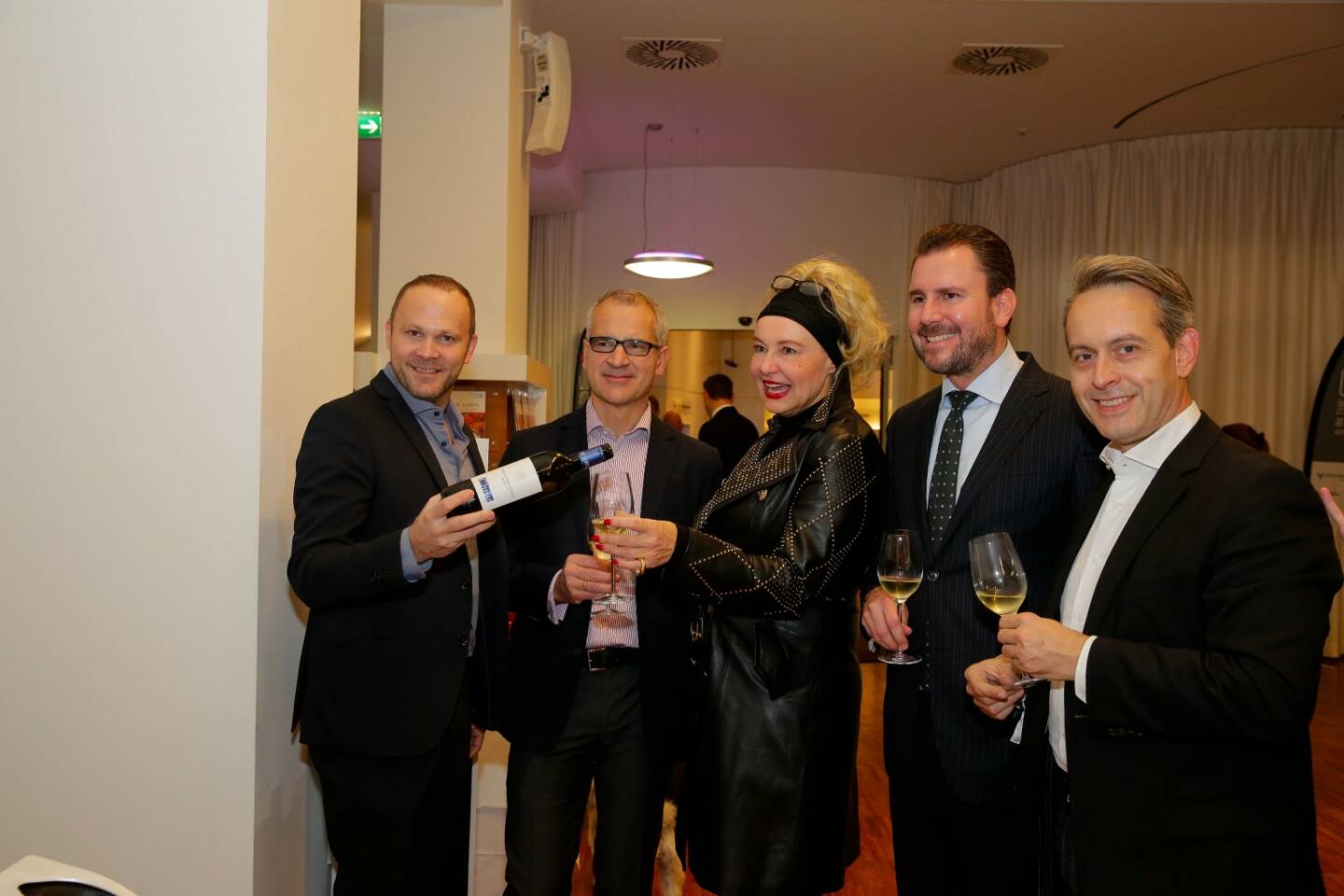 Winzer Rainer Christ, Volksbank Wien-Direktor Wolfgang Layr, Gesellschaftsexpertin Andrea Buday, Nordsee-Geschäftsführer Alexander Pietsch, live relations-Geschäftsführer Thomas Strachota; Fotocredit: ©Diesner