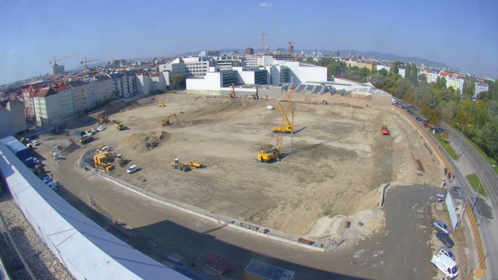 Nachdem die ersten Bauarbeiten am Gelände des ENSEMBLES begonnen haben, luden die Projektpartner ARE Austrian Real Estate Development GmbH und PREMIUM Immobilien AG zum offiziellen Spatenstich, Baustelle, Fotocredit: © ARE Development / PREMIUM Immobilien, © Aussendung (24.10.2017)