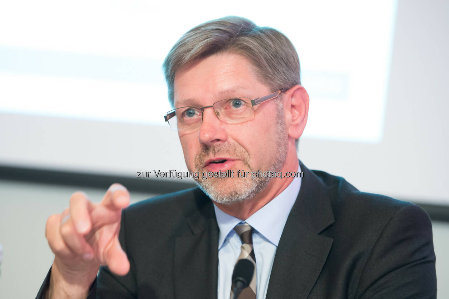 Dr. Erwin Rebhandl, Präsident der Initiative AM PLUS - AM PLUS - Initiative für Allgemeinmedizin: Seltene Erkrankungen: Hilfe durch Frühdiagnose (Fotocredit: AM PLUS)