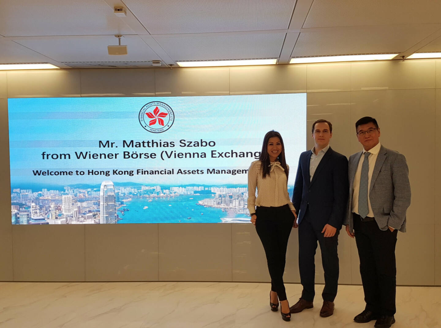 Matthias Szabo , Wiener Börse : Had a great time yesterday with the guys from Hong Kong Financial Assets Management. Very promising company with a clear vision for Chinese companies looking to enter international capital markets. Thanks Inez Chow and Stephen Lee for the warm welcome and interesting discussion!