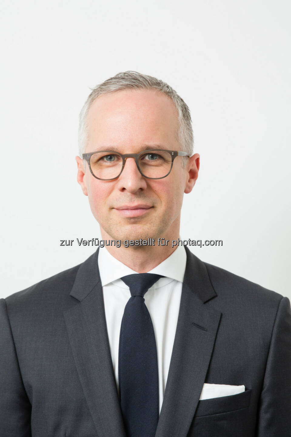 Stefan Riegler, künftiger Partner Wolf Theiss, Praxisgruppe Dispute Resolution - RE-STRUCTURE - Real Estate Restructuring GmbH: Neuer Partner bei Wolf Theiss: Stefan Riegler leitet künftig Schiedsrechtspraxis in Wien (Fotograf: Roland Unger / Fotocredit: Wolf Theiss)