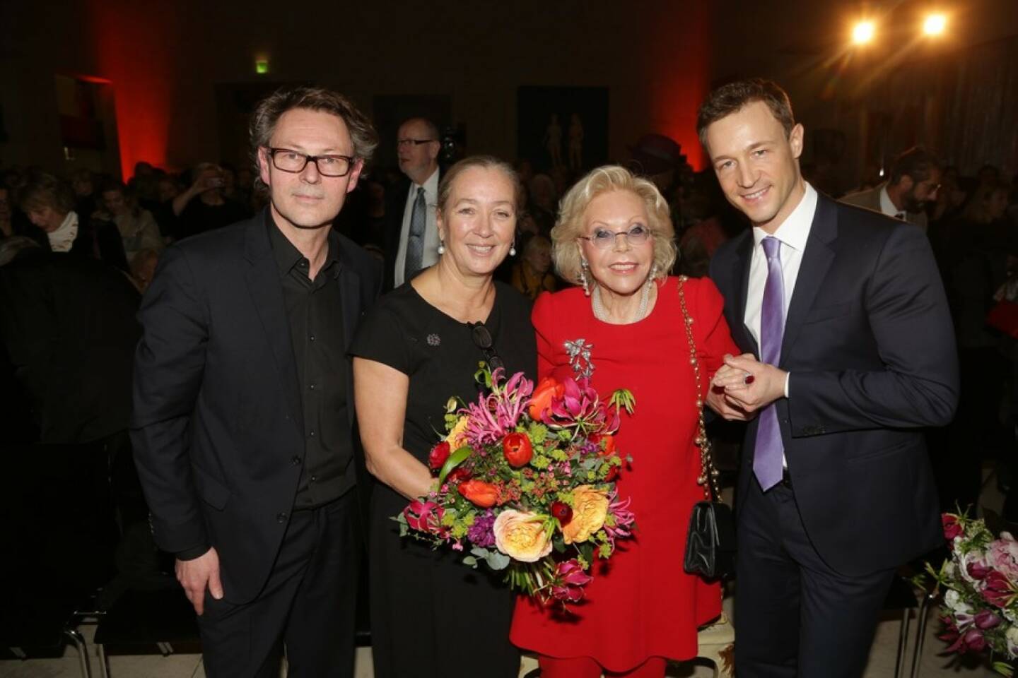 Mit der Ausstellung „WOW! The Heidi Horten Collection“ wird eine der beeindruckendsten Privatsammlungen Europas erstmals der Öffentlichkeit vorgestellt. im Bild von links nach rechts: Hans-Peter Wipplinger, Direktor Leopold Museum, Agnes Husslein-Arco, Kuratorin der Ausstellung, Heidi Goëss-Horten, Sammlerin, Gernot Blümel, Bundesminister für EU, Kunst, Kultur und Medien; Fotocredit:Leopold Museum im MQ/APA-Fotoservice/Tanzer