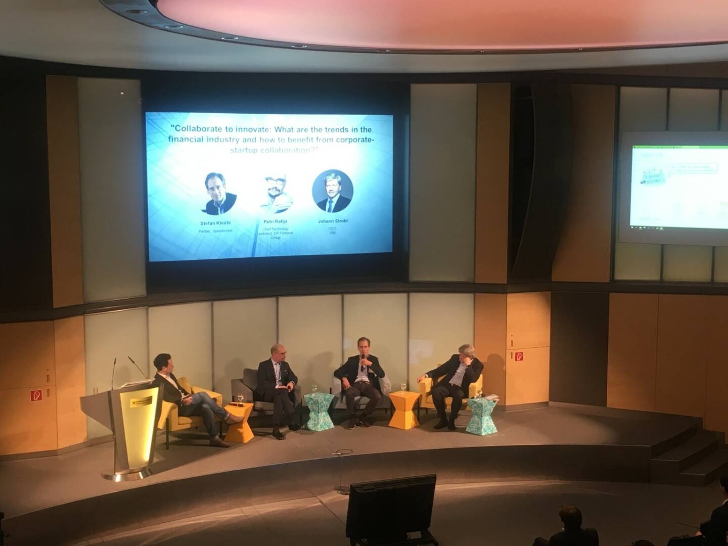 Natürlich sprach man auch über die Zusammenarbeit von Fintechs und Banken: Petri Rahja (OP Financial Group), Stefan Klestil (Speedinvest) und Johann Strobl (RBI)