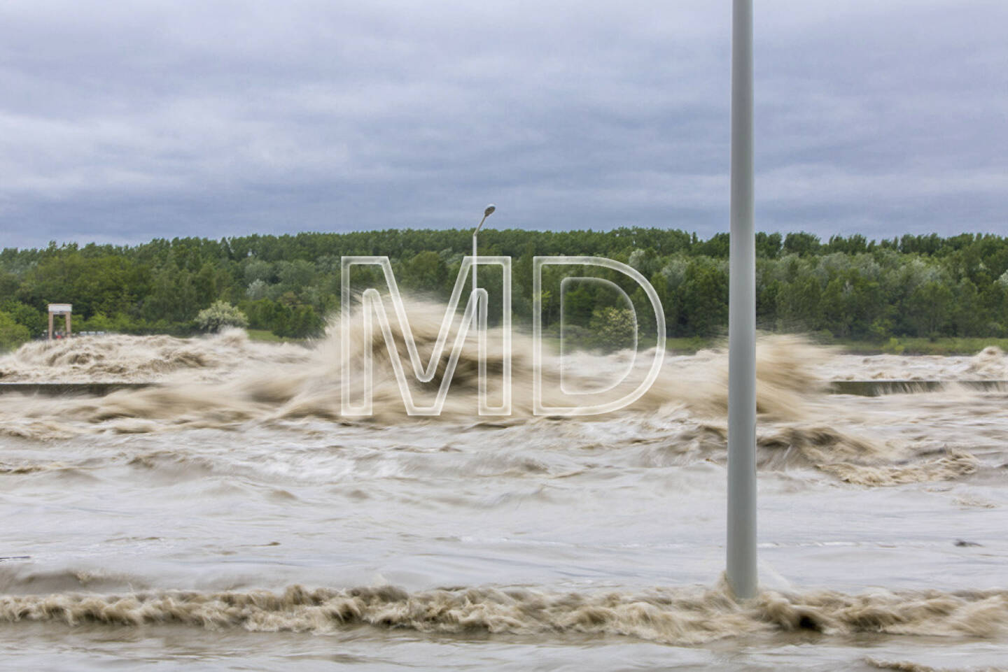 Donau, Hochwasser, Verbund Kraftwerk Greifenstein