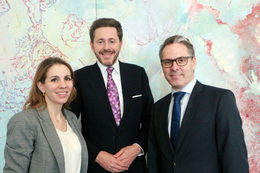 Österreichischer Wirtschaftsbund: Carmen Jeitler wird Generalsekretär-Stellvertreterin; im Bild: Carmen Jeitler-Cincelli, Harald Mahrer, René Tritscher; Fotocredit:Wirtschaftsbund Österreich, © Aussendung (09.03.2018) 