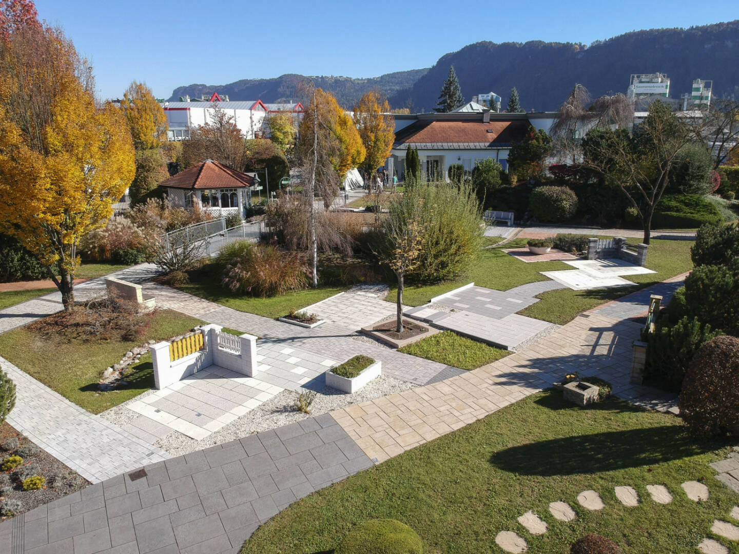 Semmelrock mit Mustergarten in Klagenfurt, Copyright: Semmelrock Gruppe