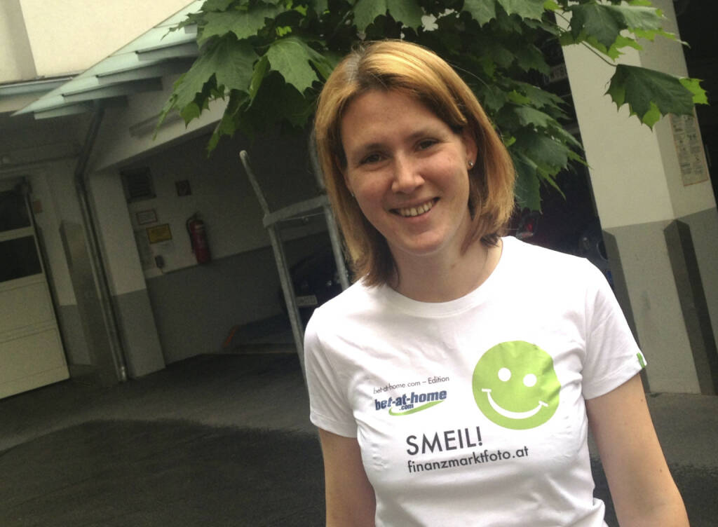 Express Smeil! - Susanne Leiter, Börse Express (Shirt in der bet-at-home.com-Edition) (07.06.2013) 
