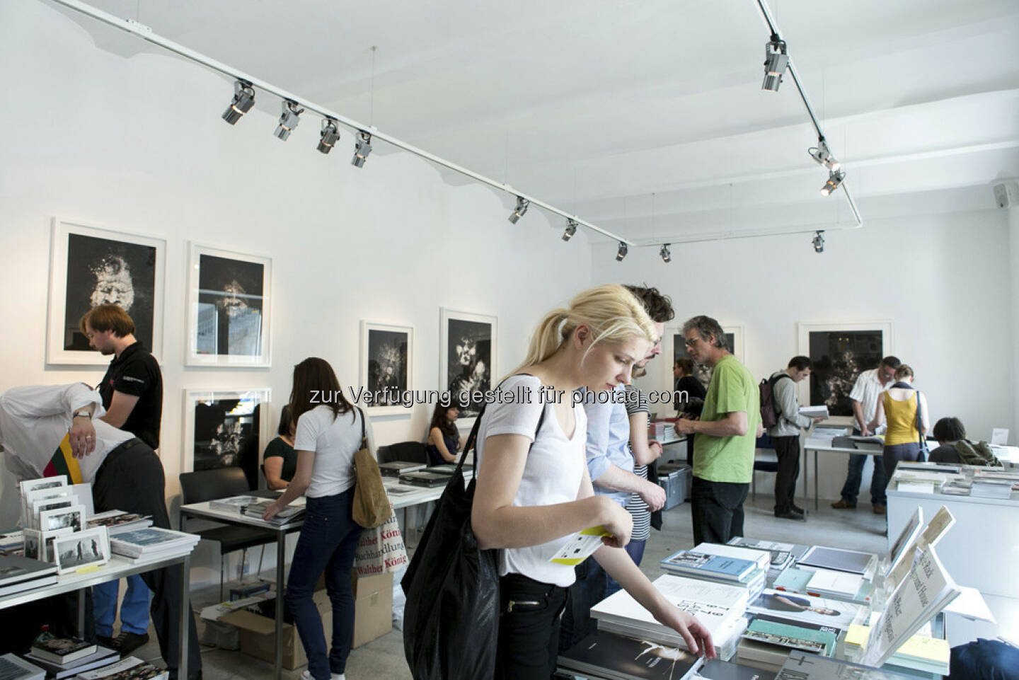 Anzenberger Gallery auf dem Vienna Photo Book Festival