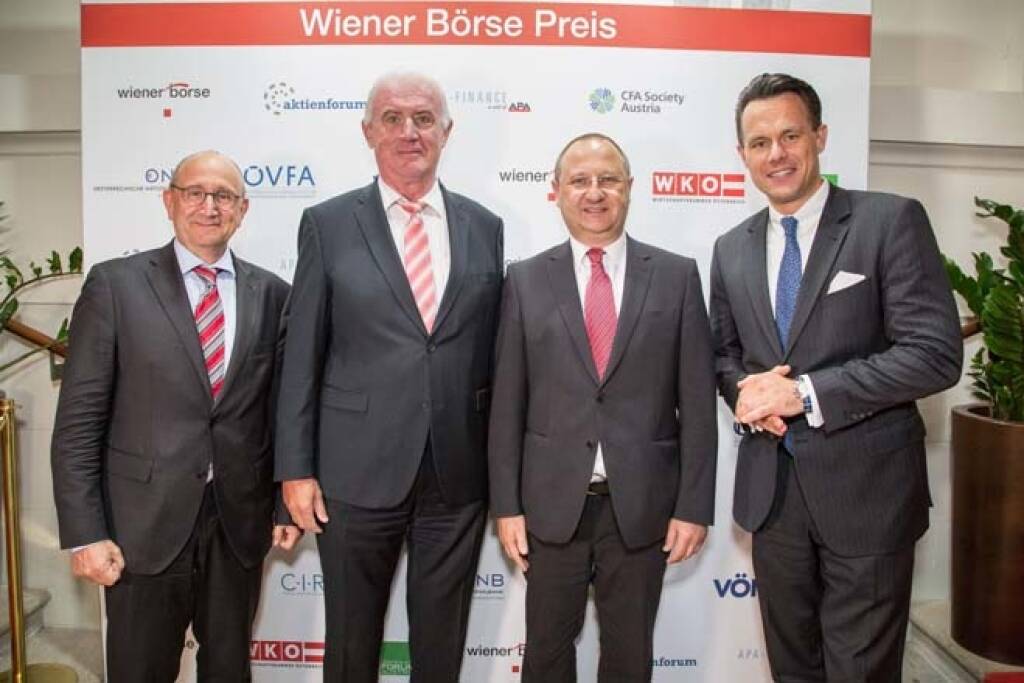 Wiener Börse-Vorstand Ludwig Nießen, Polytec-CEO Friedrich Huemer und sein IR-Mann Paul Rettenbacher, Börse-CEO Christoph Boschan; Credit: APA-Fotoservice, © APA-Fotoservice/Wiener Börse (22.05.2018) 