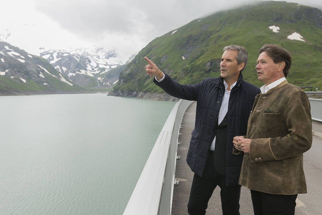 Finanzminister Hartwig Löger mit Verbund-Chef Anzengruber in Kaprun (c) BMF/Loebell (28.06.2018) 